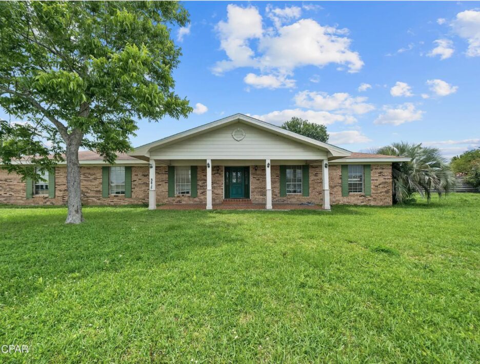 Panama City fix and flip loan — subject property photo 1
