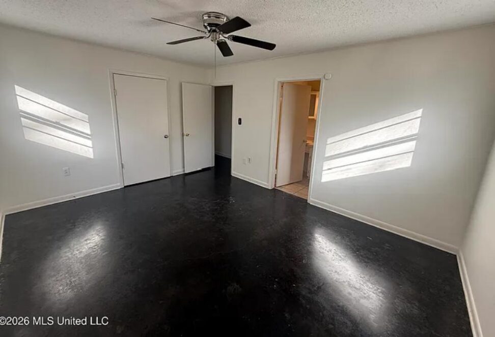 Jackson fix and flip loan — subject property photo 8