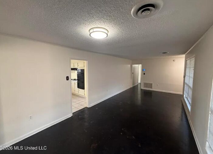 Jackson fix and flip loan — subject property photo 2