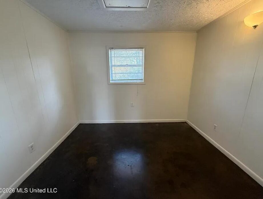 Jackson fix and flip loan — subject property photo 3