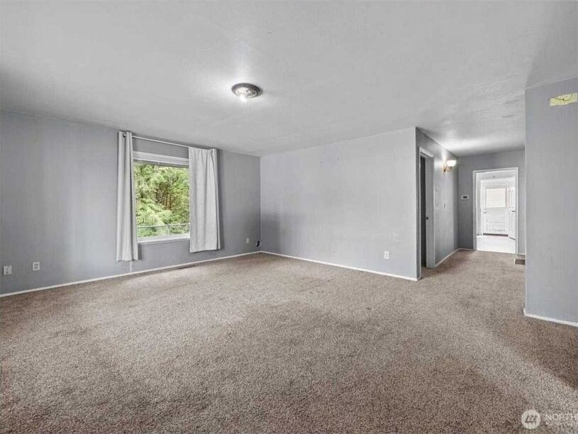 Tacoma fix and flip loan — subject property photo 7