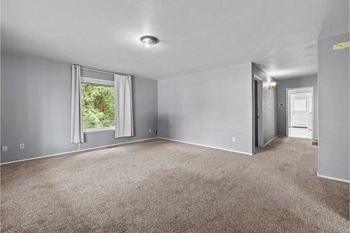 Tacoma fix and flip loan — subject property photo 7