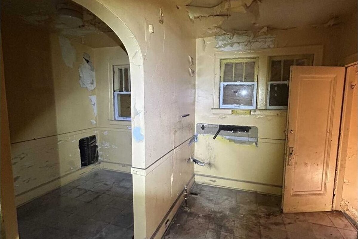 Detroit fix and flip loan — subject property photo 9