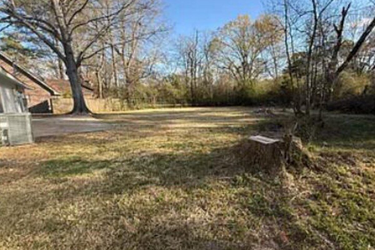 Jackson fix and flip loan — subject property photo 2