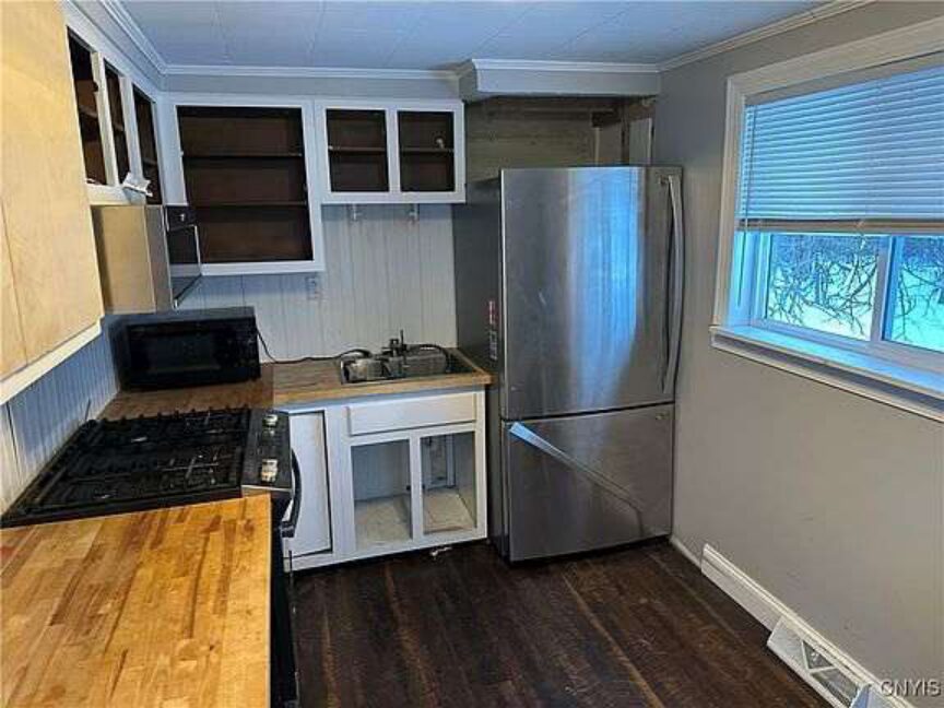 Rome fix and flip loan — subject property photo 2