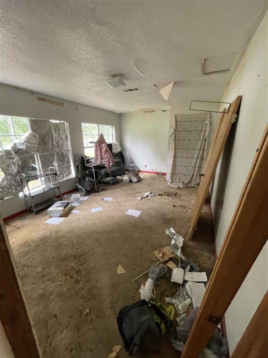 Vidor fix and flip loan — subject property photo 6