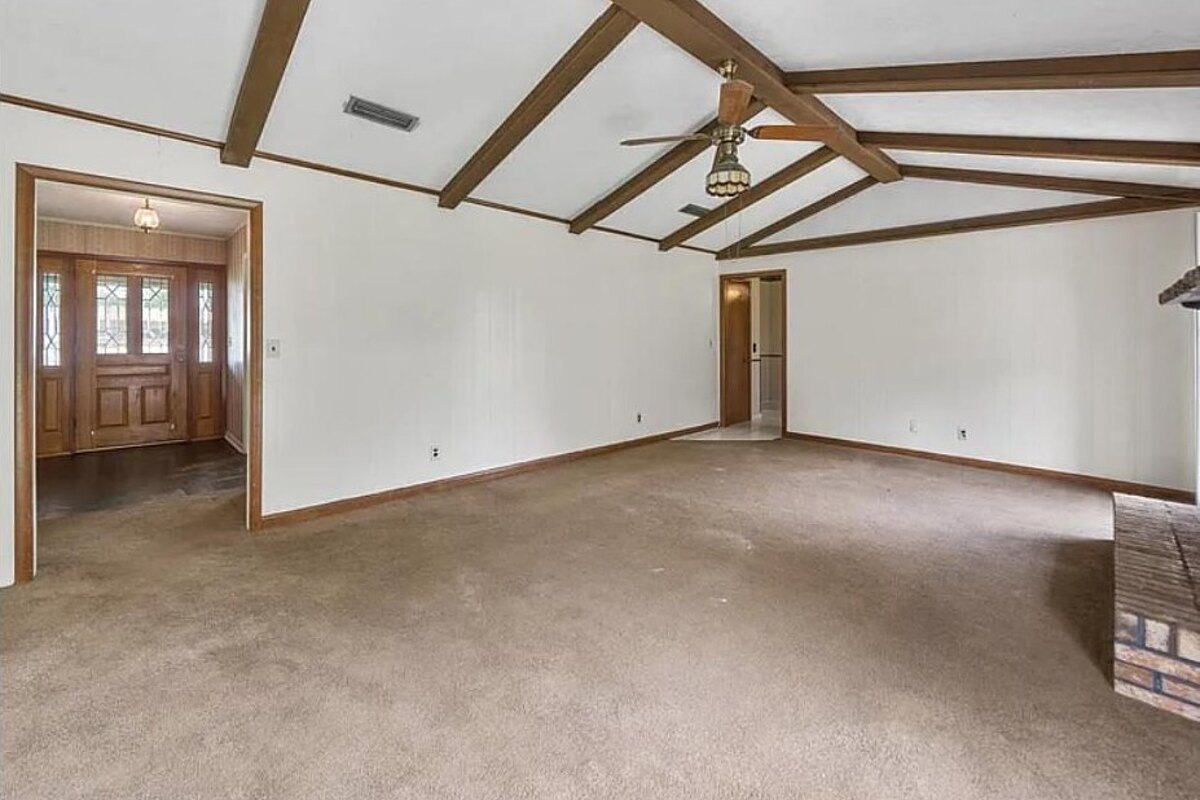 Panama City fix and flip loan — subject property photo 4