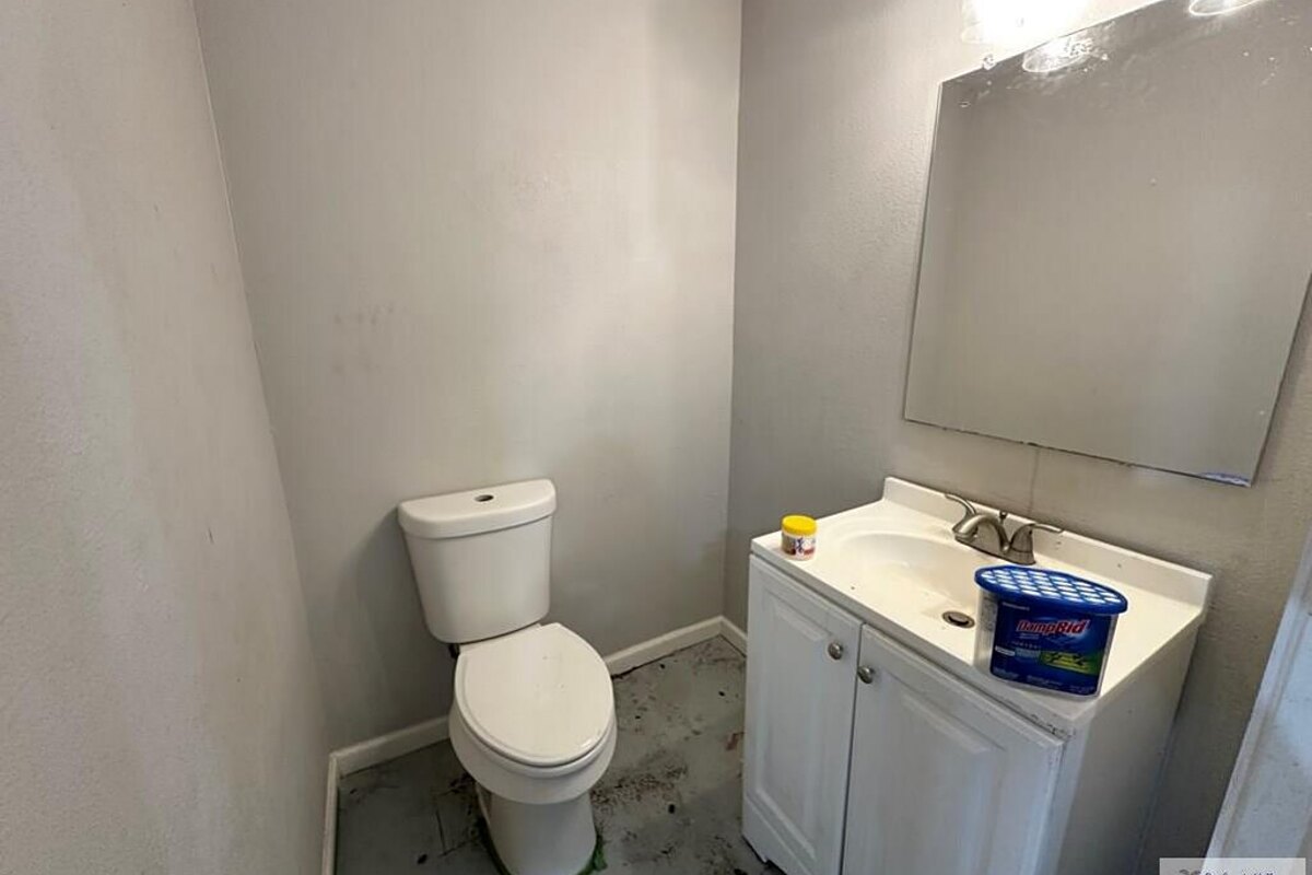 Harlingen fix and flip loan — subject property photo 10