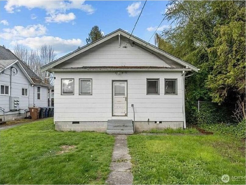 Tacoma fix and flip loan — subject property photo 2