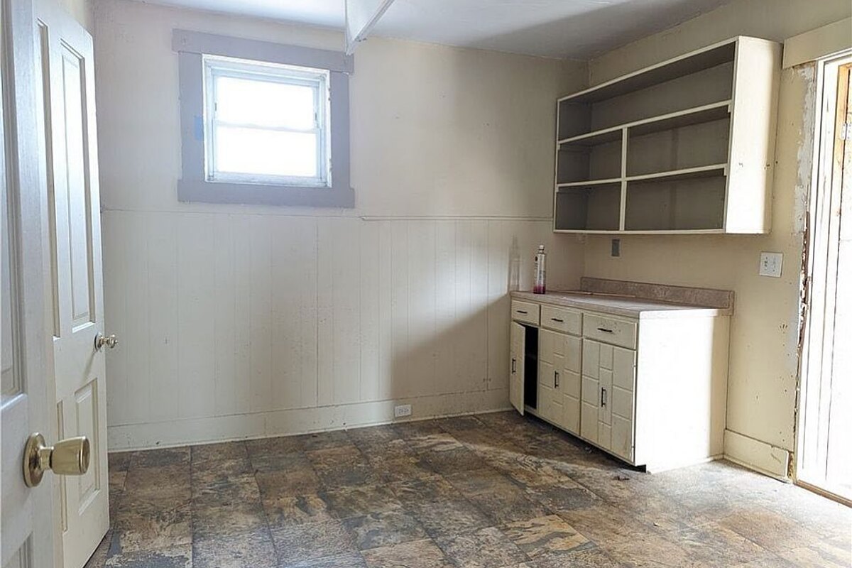 Pleasant Hill fix and flip loan — subject property photo 6