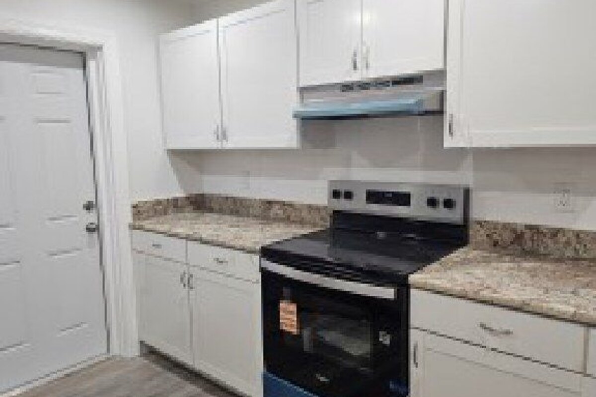 Plant City fix and flip loan — subject property photo 10