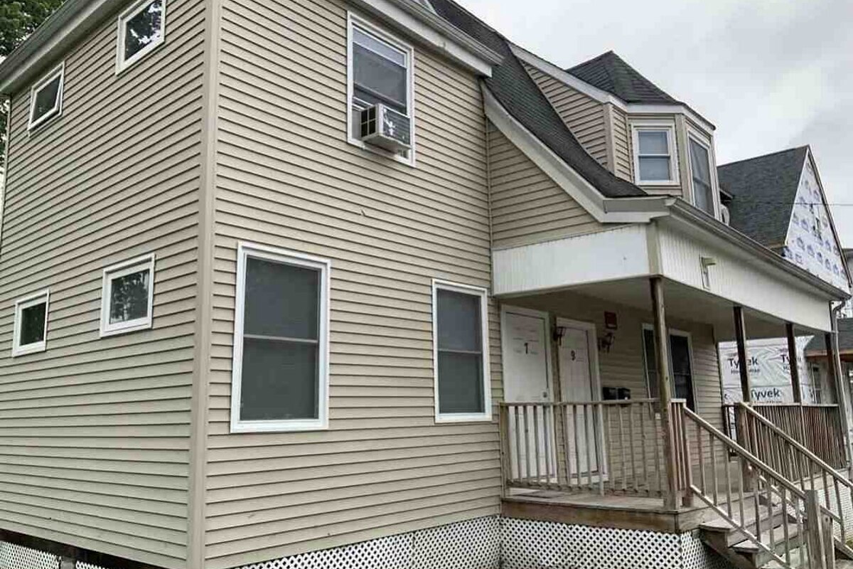 Hartford dscr loan — subject property photo 3