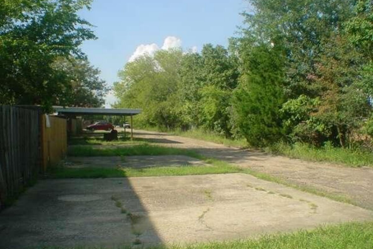 Montgomery dscr loan — subject property photo 7