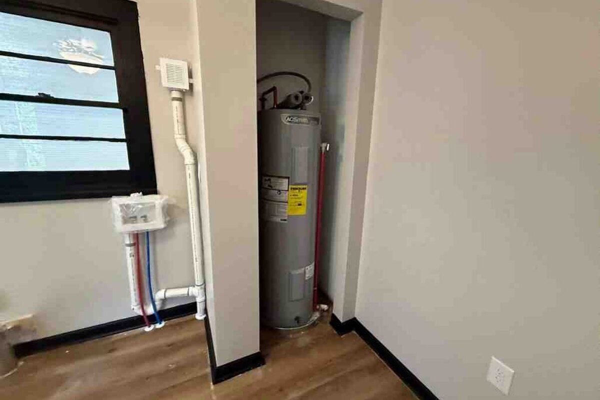 Belmont dscr loan — subject property photo 8