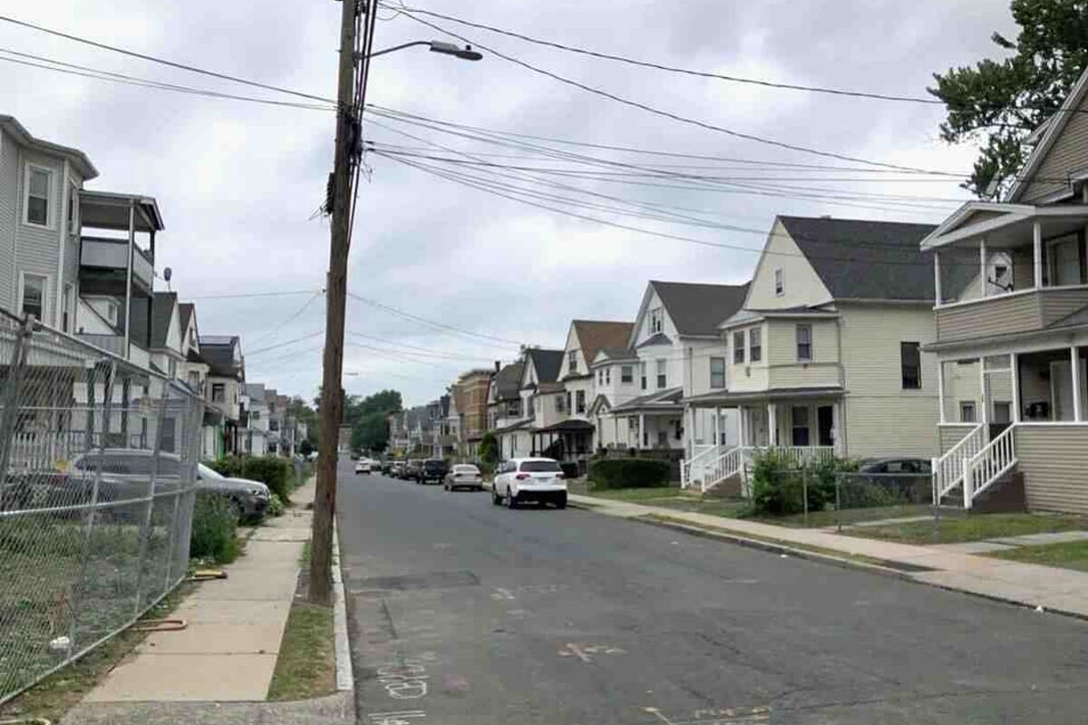 Hartford dscr loan — subject property photo 2
