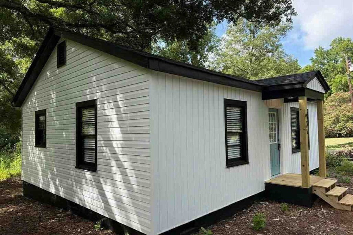 Belmont dscr loan — subject property photo 5