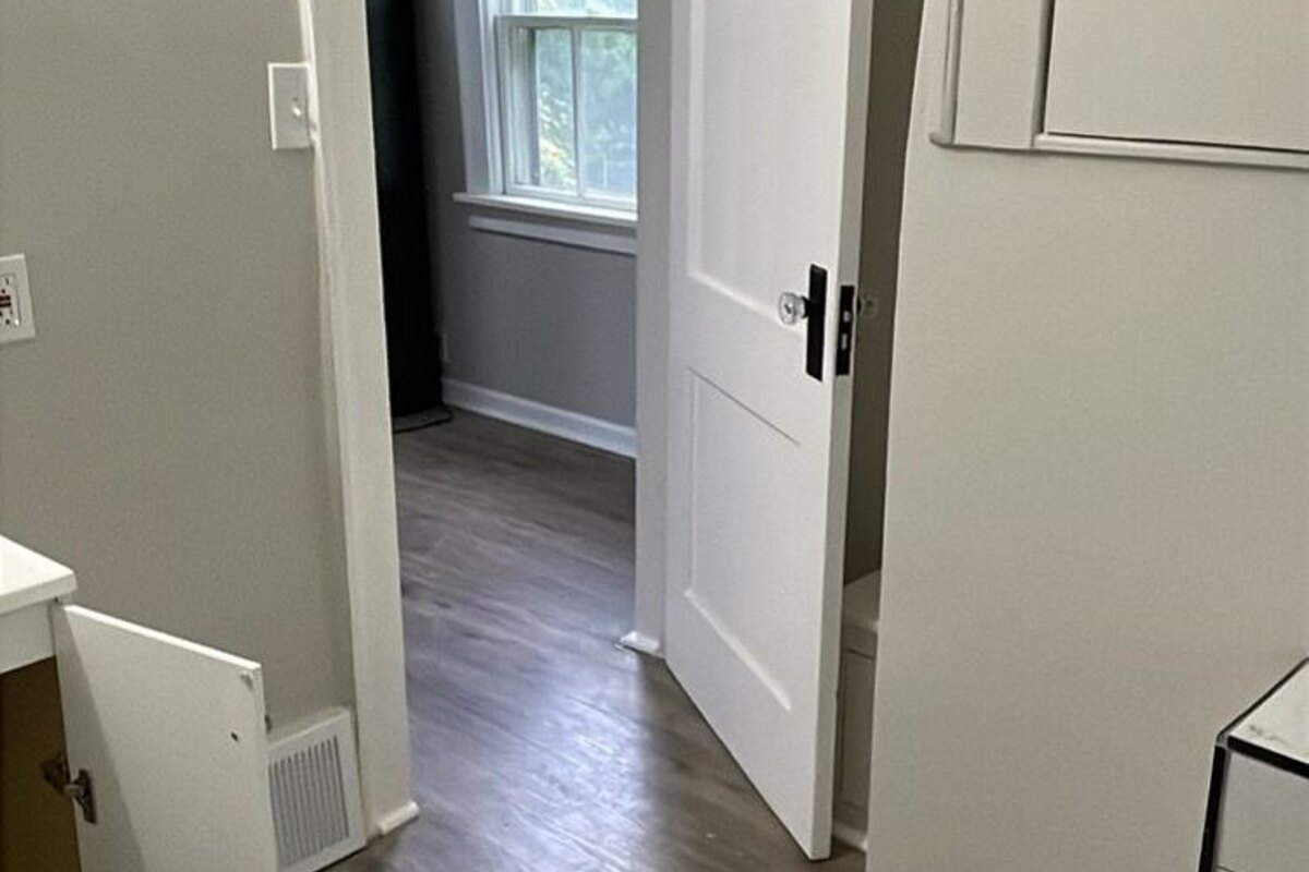 Cleveland dscr loan — subject property photo 8