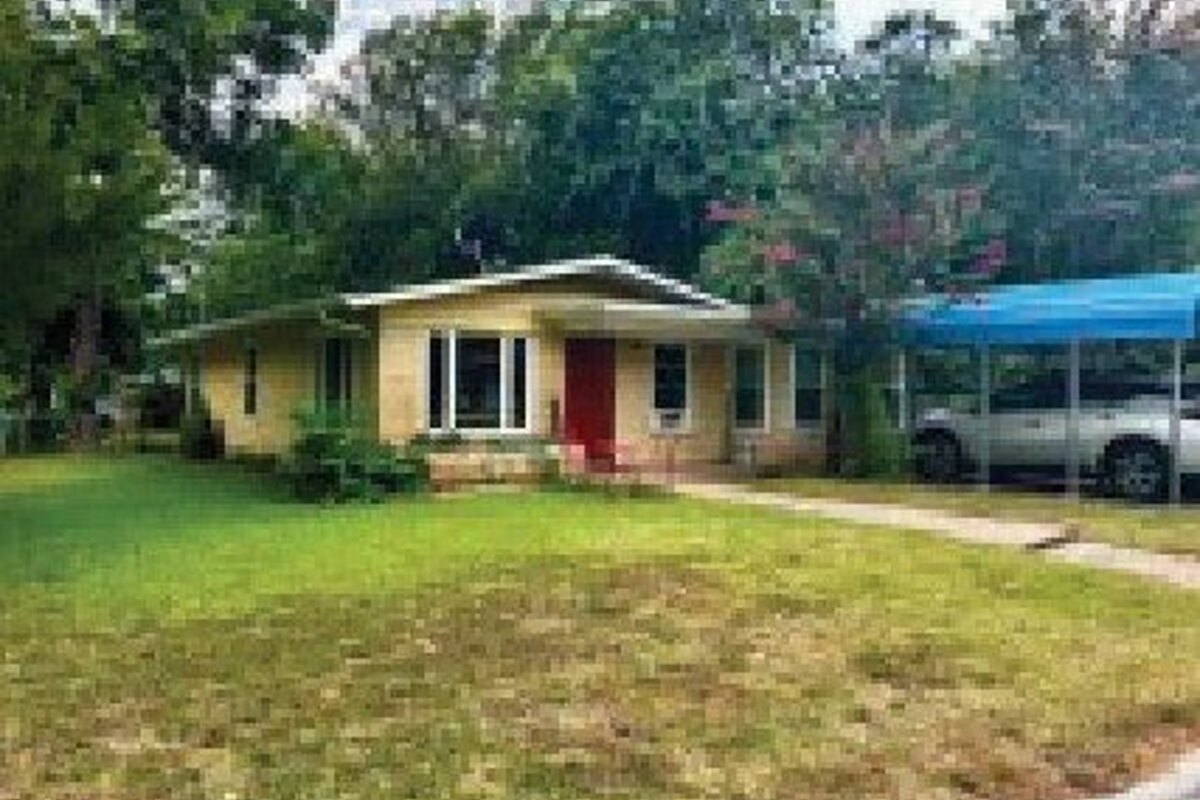 Austin fix and flip loan — subject property photo 3