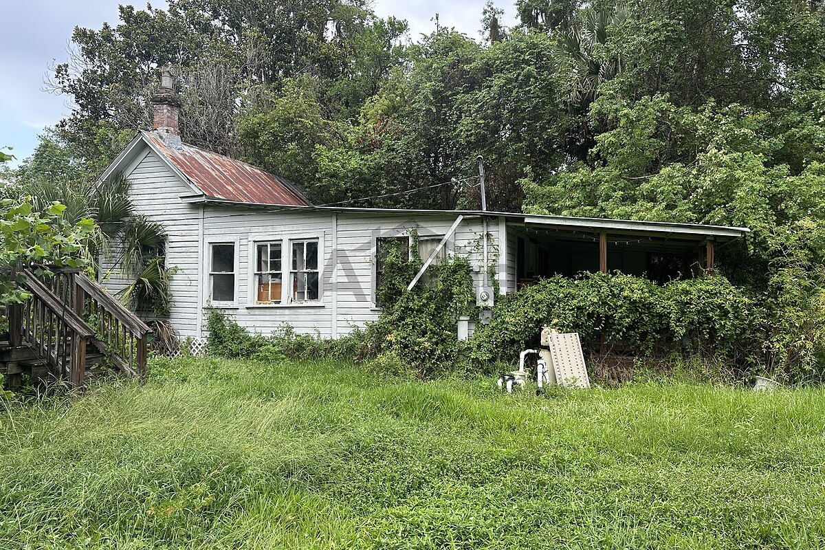 Starke fix and flip loan — subject property photo 9