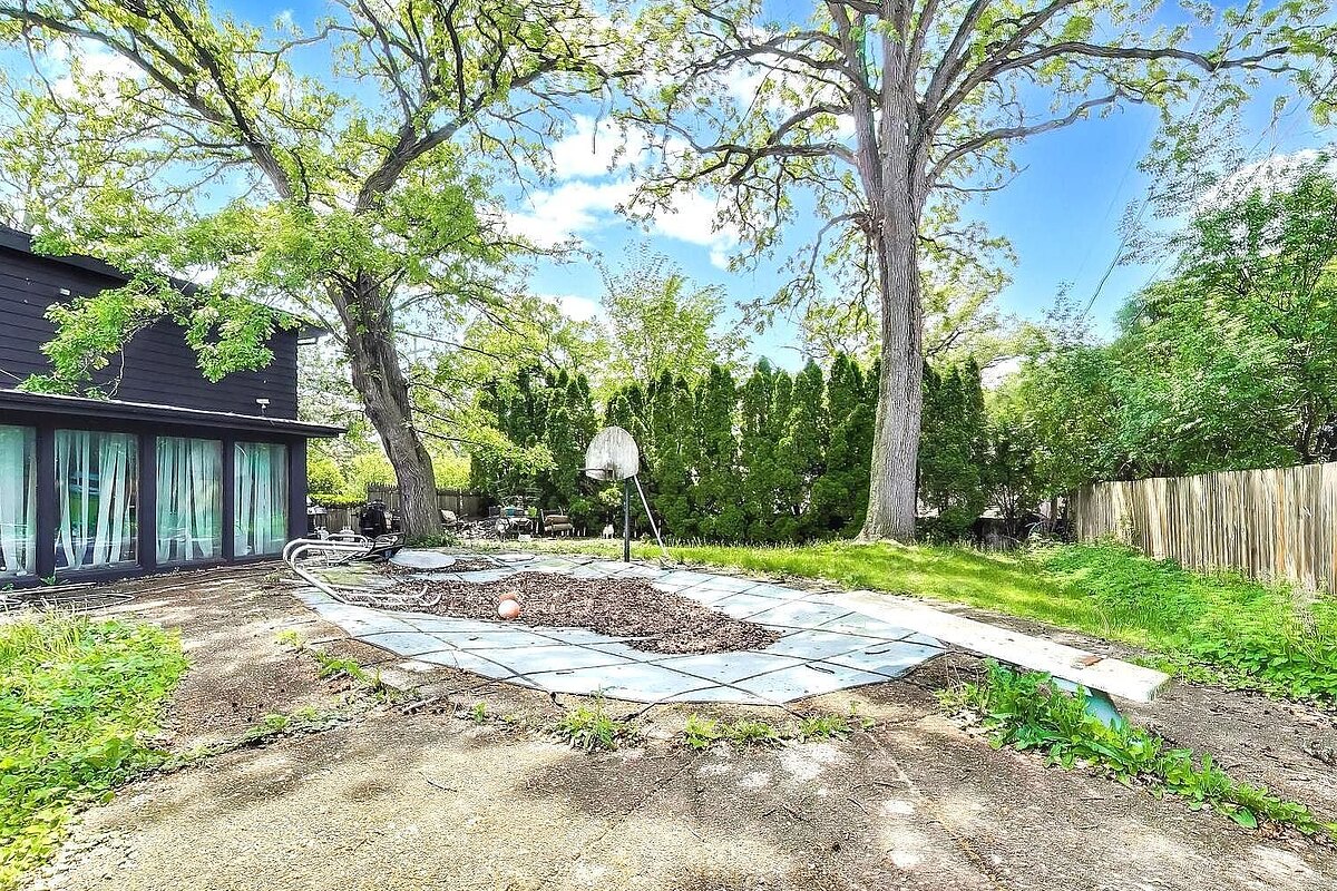 Highland Park fix and flip loan — subject property photo 10