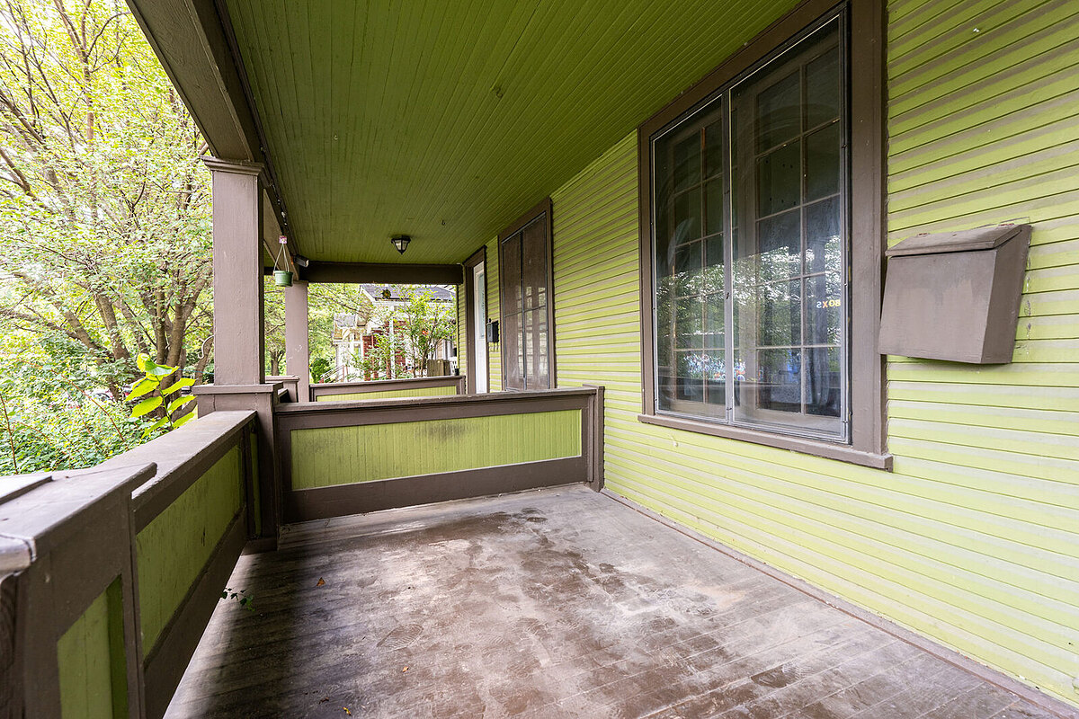 Columbus fix and flip loan — subject property photo 2