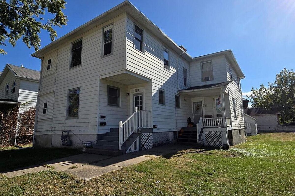 Clinton fix and flip loan — subject property photo 4