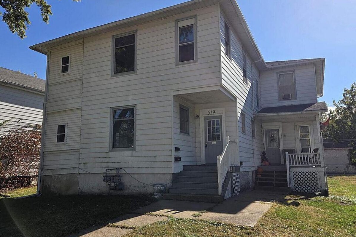 Clinton fix and flip loan — subject property photo 3