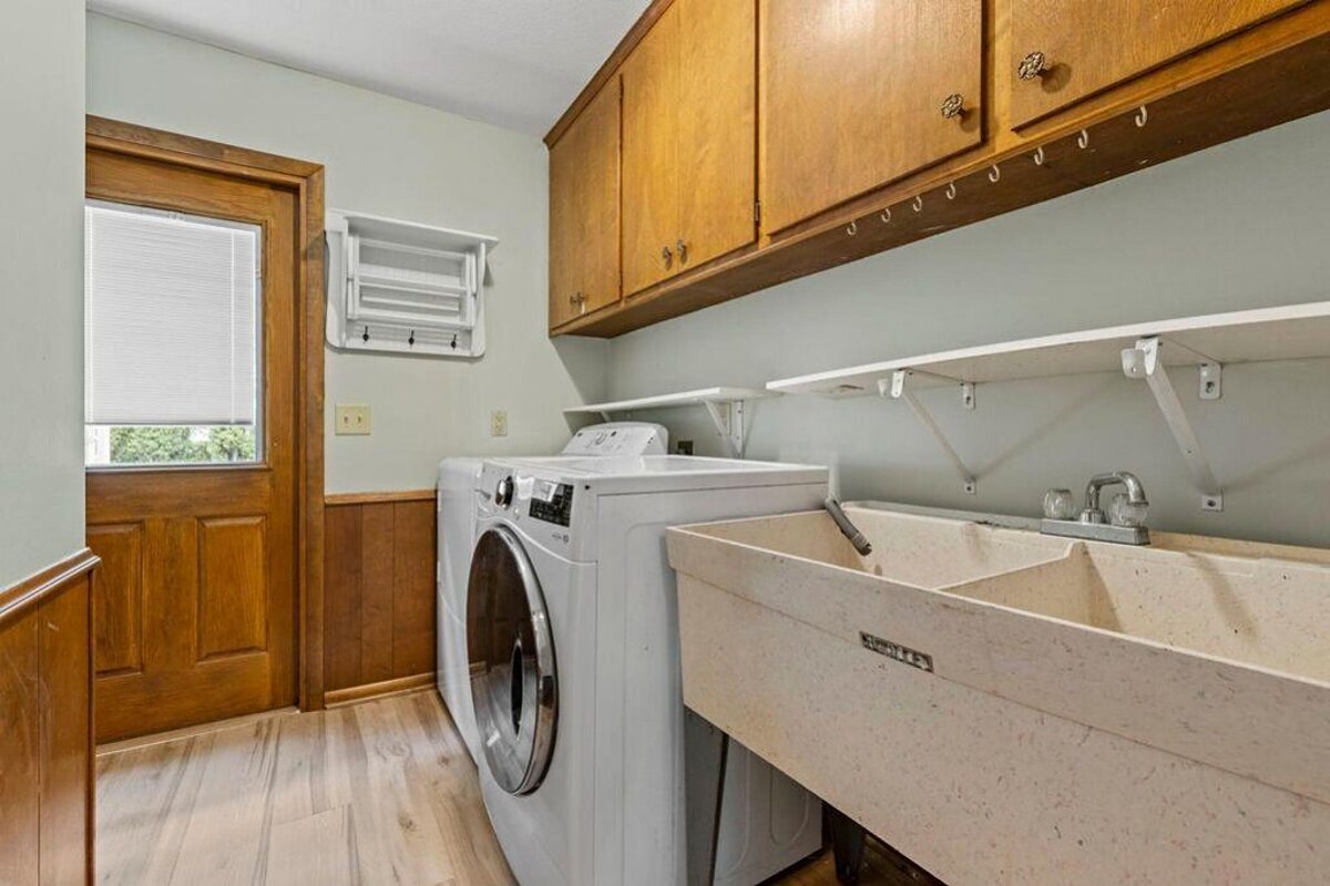 Golden Valley fix and flip loan — subject property photo 10