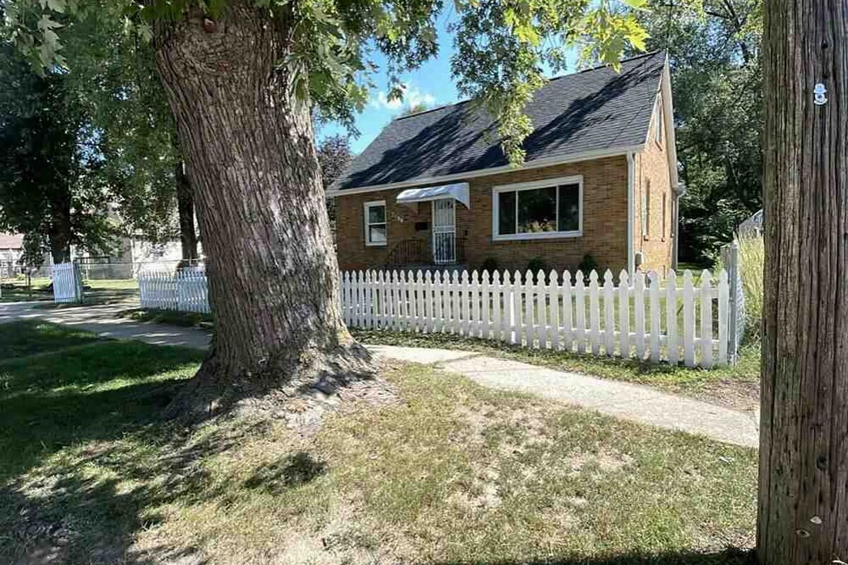 Rockford dscr loan — subject property photo 2