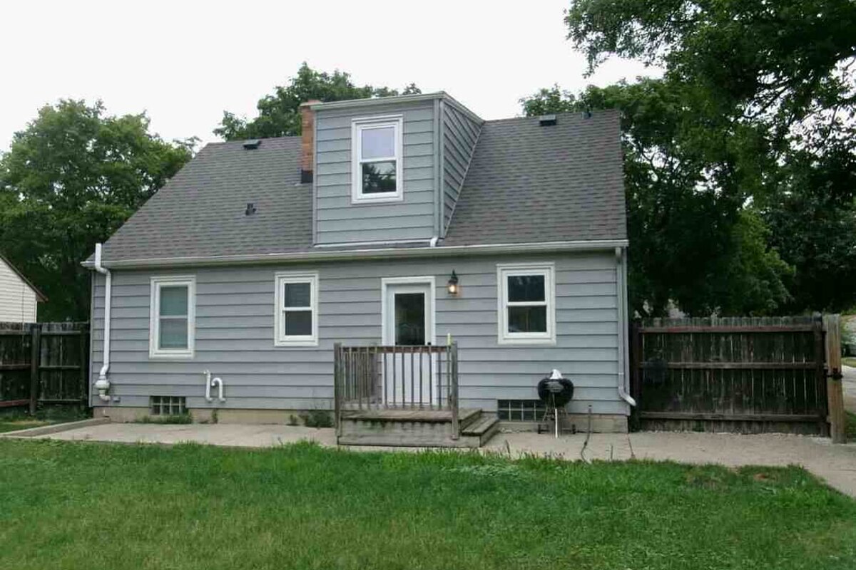 Milwaukee dscr loan — subject property photo 1