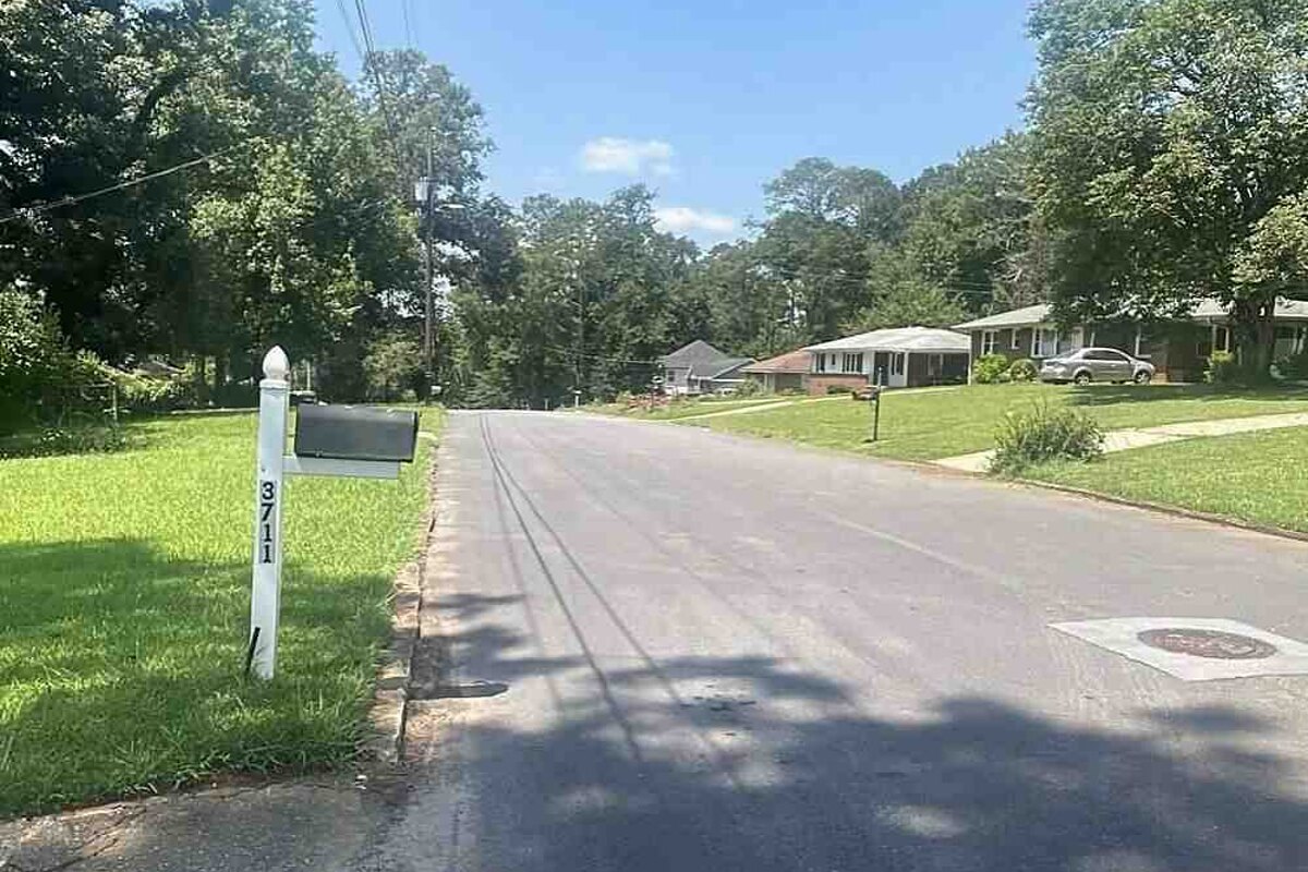 Decatur dscr loan — subject property photo 2