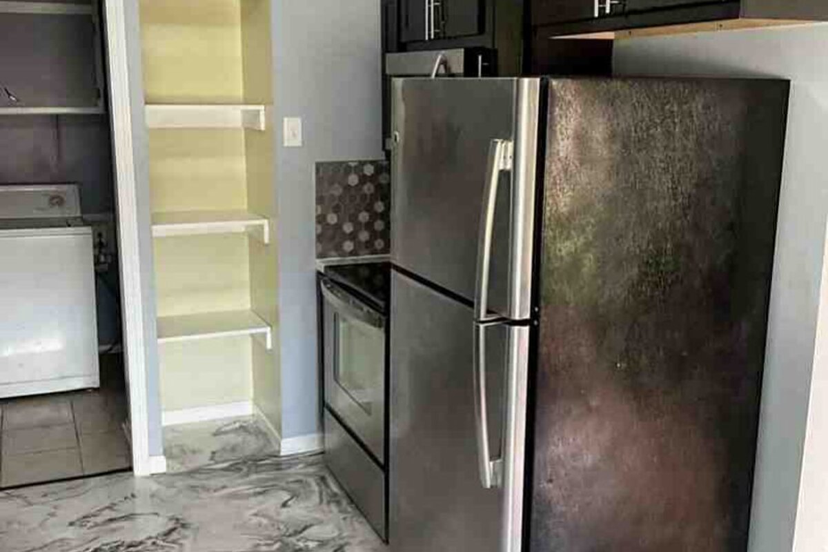Dolton dscr loan — subject property photo 8