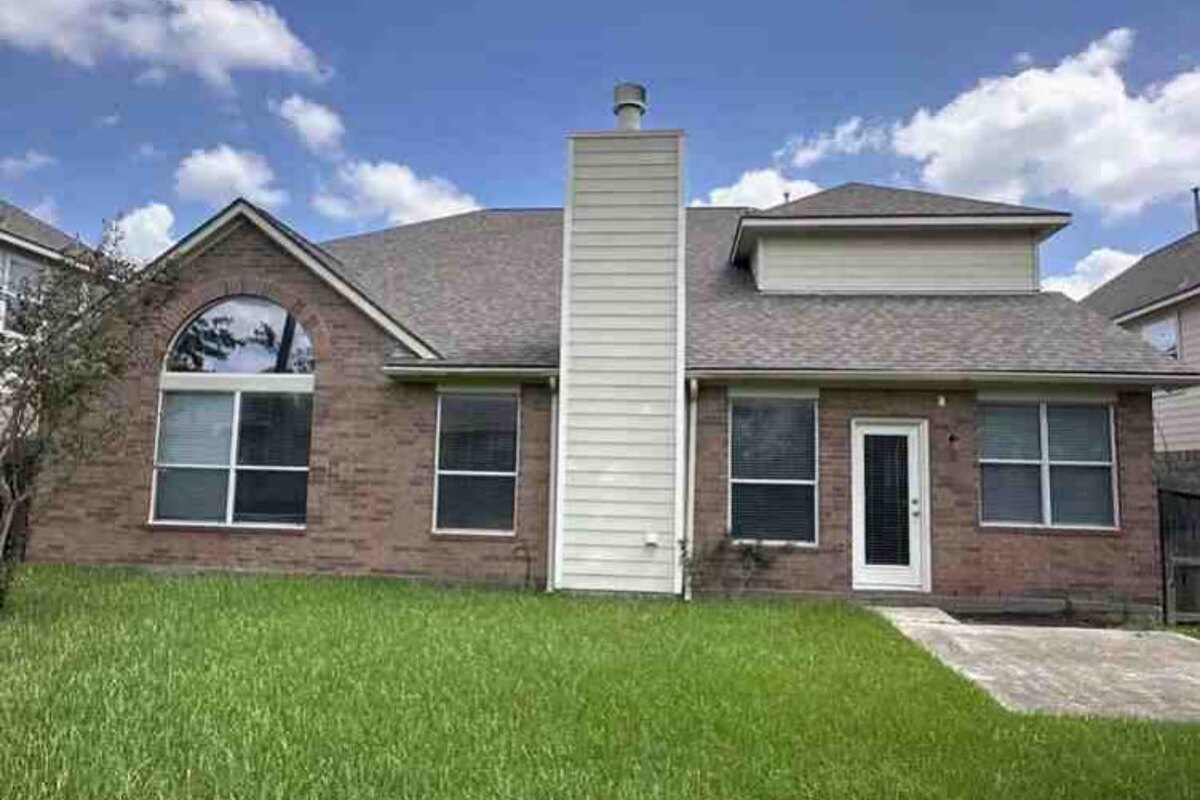 Spring dscr loan — subject property photo 1