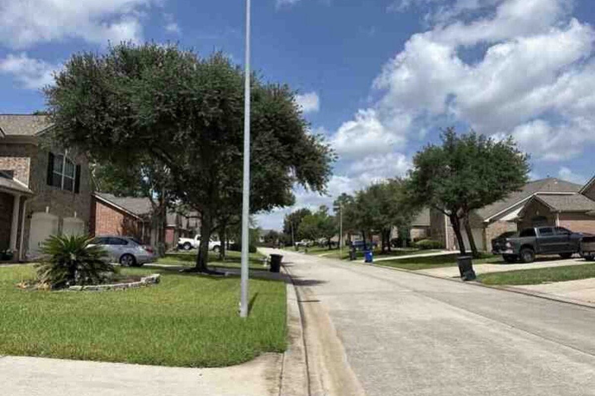 Spring dscr loan — subject property photo 2
