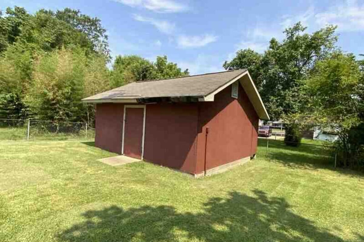 Montgomery dscr loan — subject property photo 3