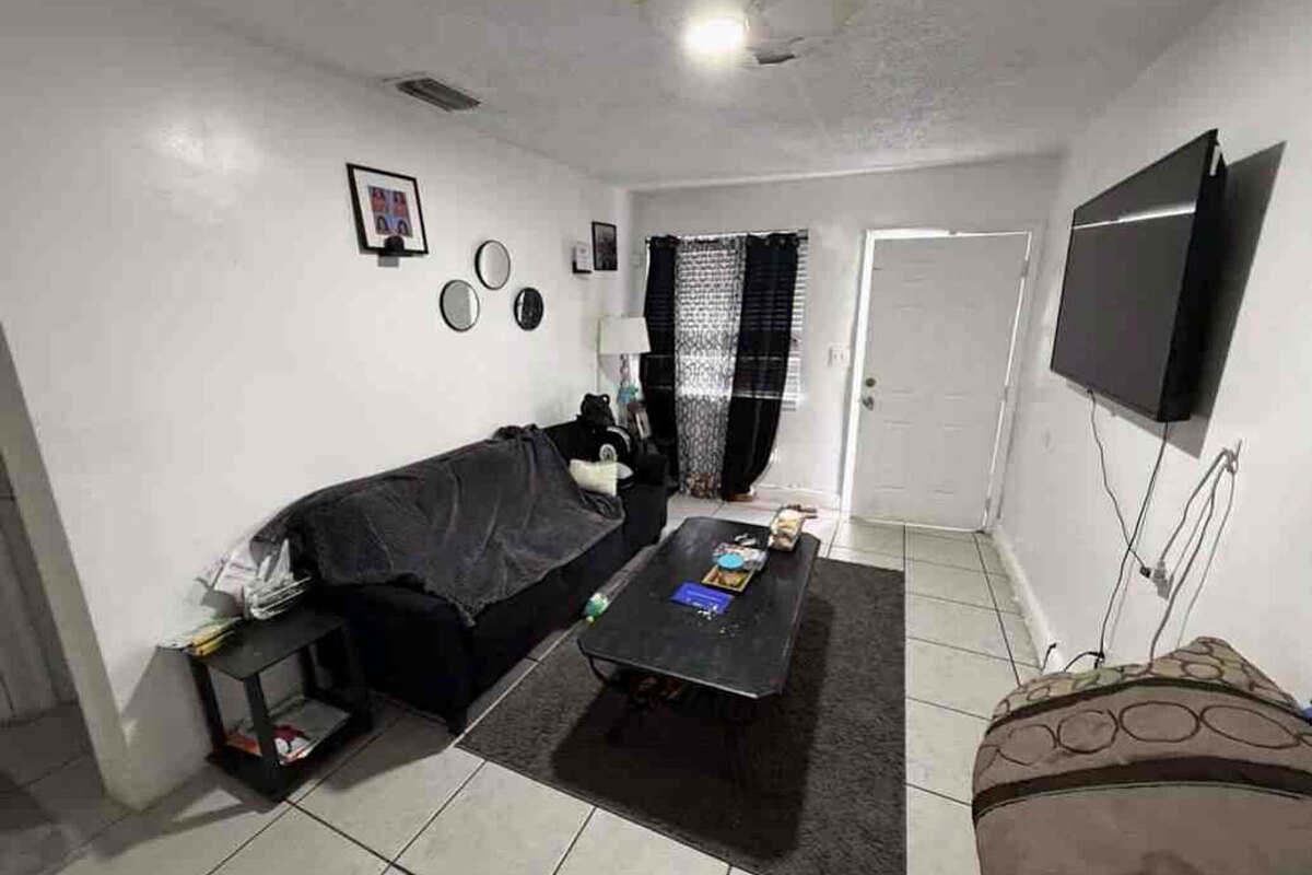 Opa Locka dscr loan — subject property photo 10