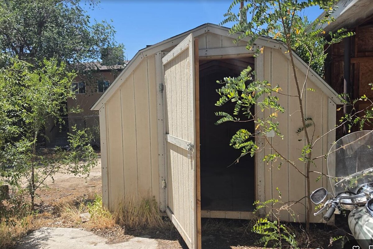 Farmington fix and flip loan — subject property photo 4
