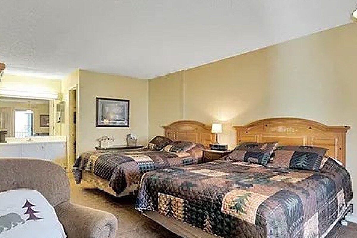 Osage Beach fix and flip loan — subject property photo 10