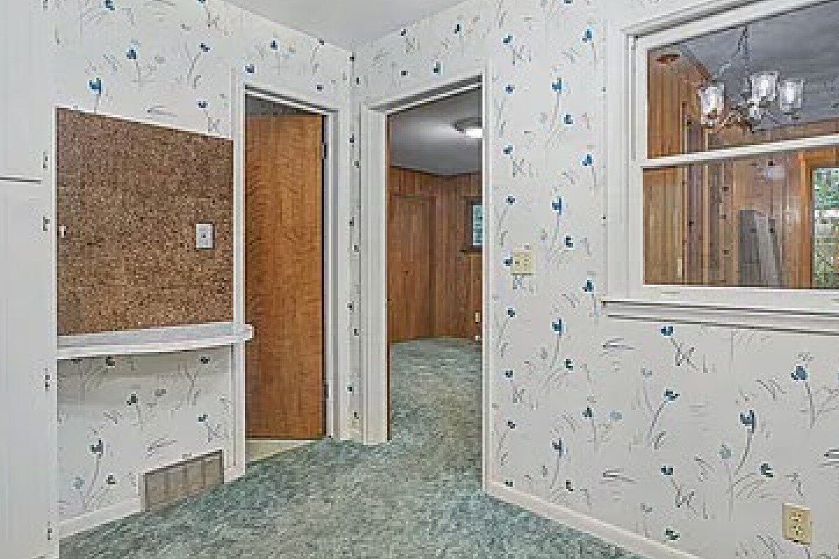 Okemos fix and flip loan — subject property photo 9