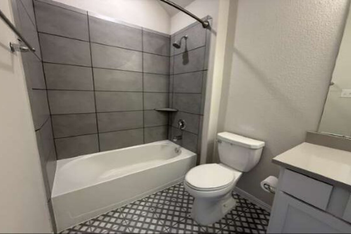 Hockley dscr loan — subject property photo 8