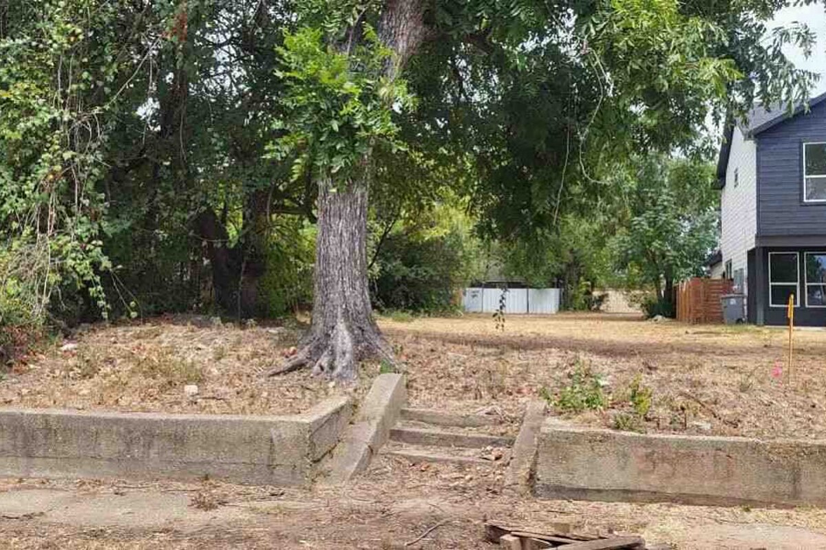 Dallas ground-up construction loan — subject property photo 8
