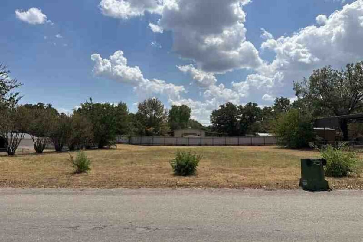 Mineral Wells ground-up construction loan — subject property photo 9