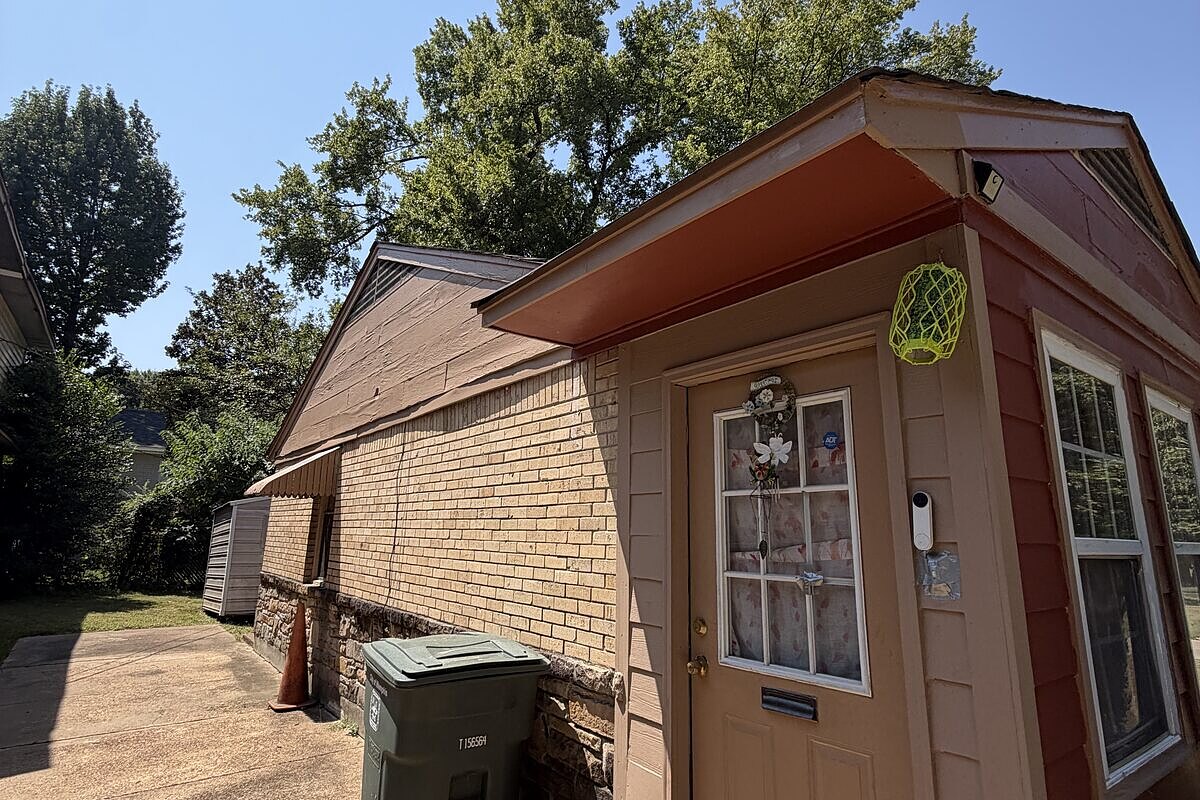 Memphis fix and flip loan — subject property photo 2