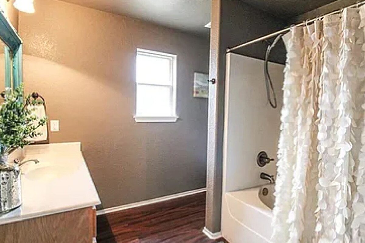 Belton dscr loan — subject property photo 9
